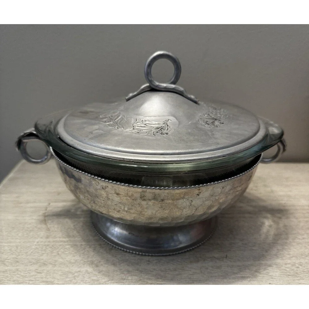 Vintage Glasbake J2600 1.5 Qt Casserole Hammered Aluminum Bowl Lid